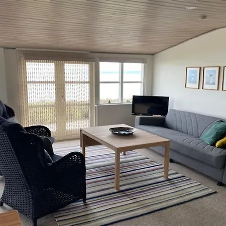 Melia - 50m To The Fjord By Interhome