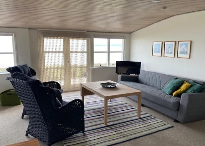 Melia - 50m To The Fjord By Interhome